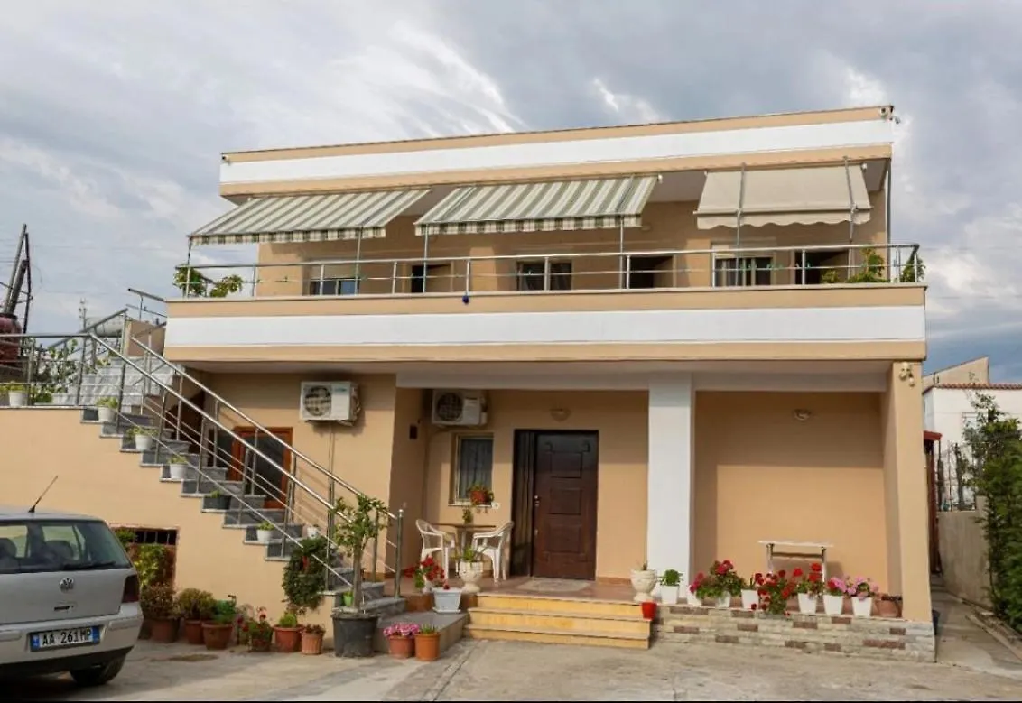 Villa B&E 2 Vlorë